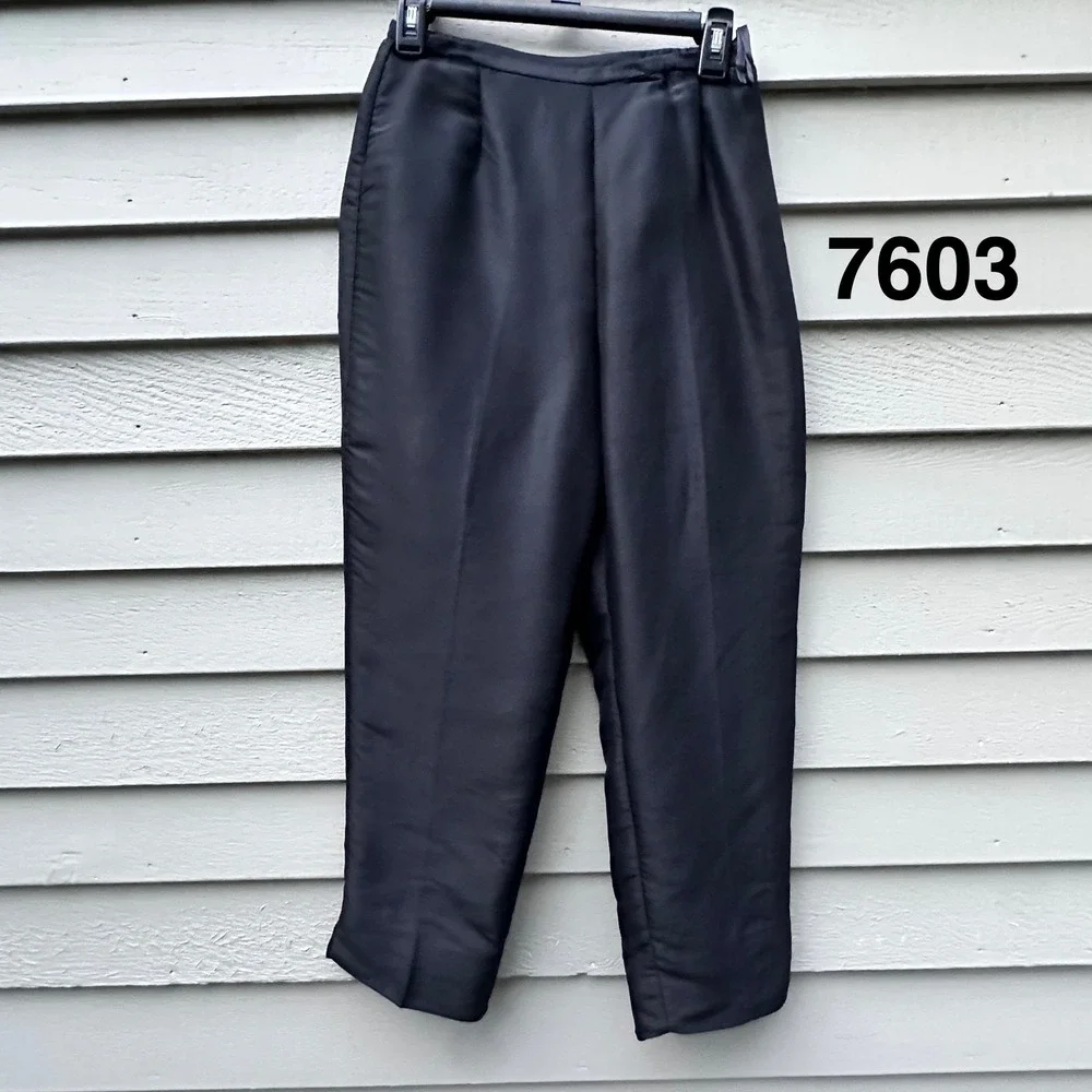 Valerie Stevens Petite Medium Black Vintage 100% Silk High Rise Tapered Pants